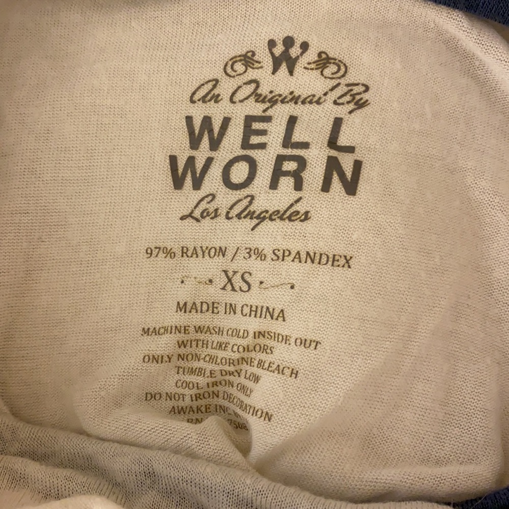 Graphic tee - Picture 4 of 4